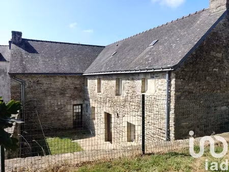maison à locunolé (29310)