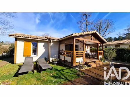 châlet à azur (40140)