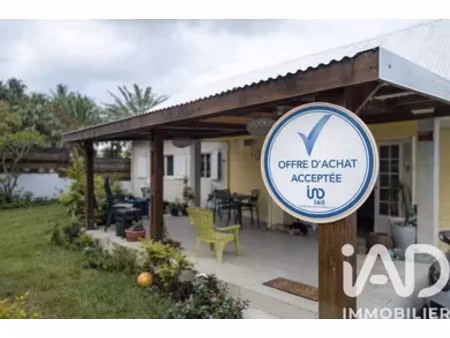 maison à saint-pierre (97432)