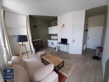 appartement à louer 1 pièce 22.32 m² - lyon 7e arrondissement (69007) - 565€