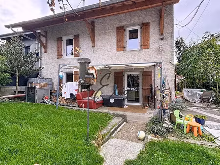 maison à chênex (74520)