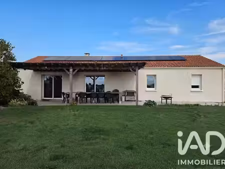 maison traditionnelle à cléré-sur-layon (49560)