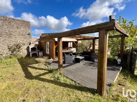 maison à la chapelle-saint-florent (49410)