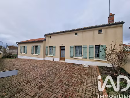 maison à lys-haut-layon (49560)