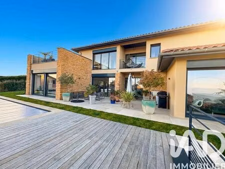 maison d’architecte à poleymieux-au-mont-d’or (69250)