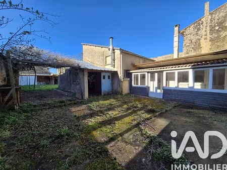 maison de village à thénezay (79390)