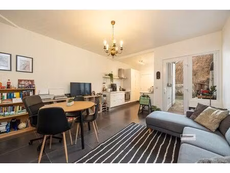 appartement te koop in berchem met 1 slaapkamer