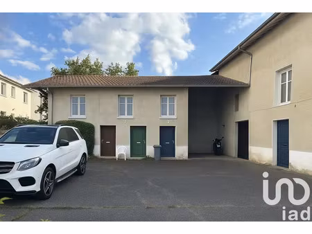 domaine à saint-laurent-de-mure (69720)