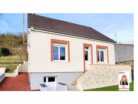 les andelys - maison refaite à neuf de 75 m2 - 2/3 chambres + garage et bâtiment sur 2.109