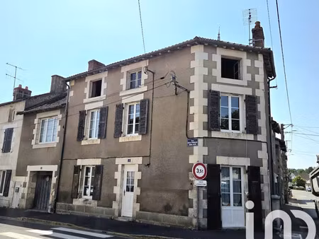 maison de ville à montmorillon (86500)