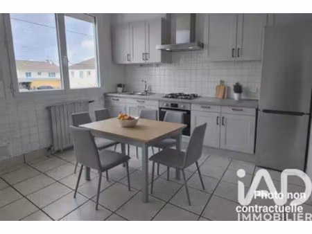 maison traditionnelle à smarves (86240)