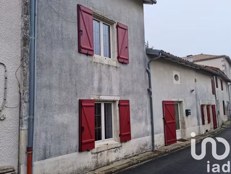 maison de village à blanzay (86400)
