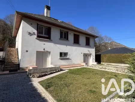 maison de village à campan (65710)