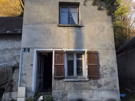 maison à les angles (65100)