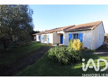 maison à chizé (79170)