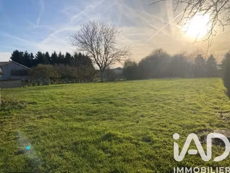 terrain à bâtir à melle (79500)
