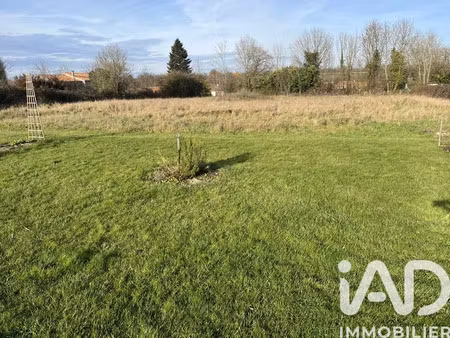 terrain à bâtir à reffannes (79420)