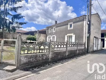 maison de village à couture-d’argenson (79110)