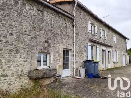 longère à allonne (79130)