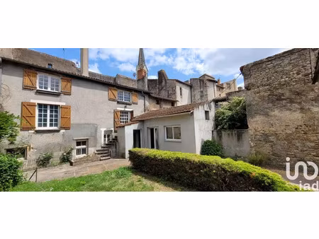 maison de village à saint-loup-lamairé (79600)