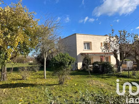 maison à adilly (79200)