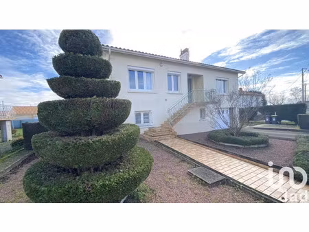 maison à châtillon-sur-thouet (79200)