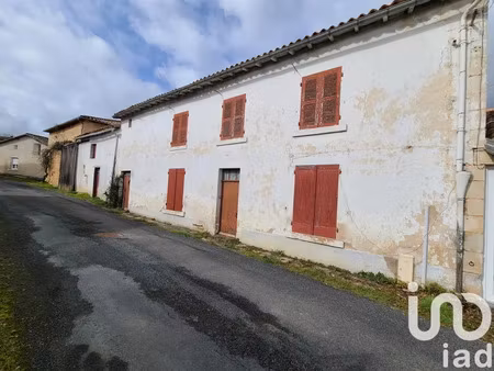 maison à chey (79120)