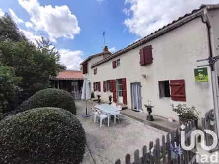 maison à gourgé (79200)