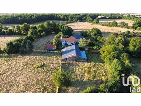 maison à la peyratte (79200)