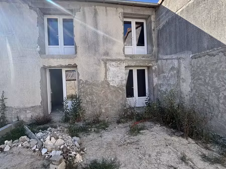 maison à prin-deyrançon (79210)