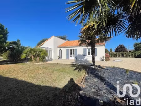 maison à saint-léger-de-montbrun (79100)