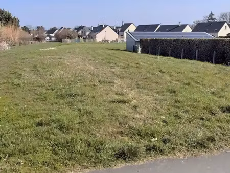 terrain à bâtir à sorigny (37250)