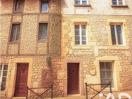 immeuble à montignac-lascaux (24290)