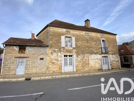 maison de village à saint-martial-de-nabirat (24250)