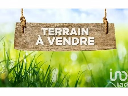 terrain à bâtir à la force (24130)