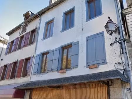 immeuble à terrasson-lavilledieu (24120)