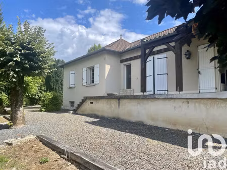 maison traditionnelle à le lardin-saint-lazare (24570)