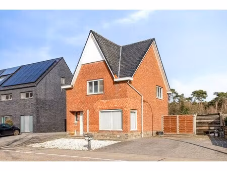 huis te koop in mol met 3 slaapkamers