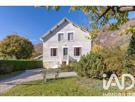 maison à la tronche (38700)