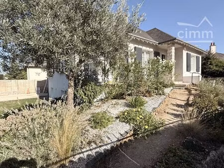 à blois  maison impeccable proche de toutes commodités