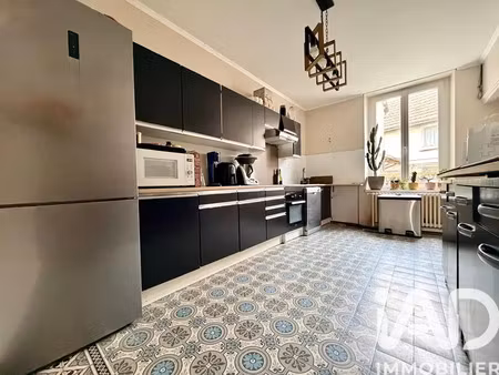 maison de village à mailly-champagne (51500)