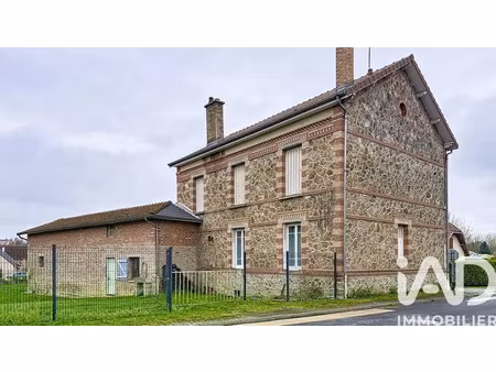 maison de village à saint-hilaire-le-grand (51600)