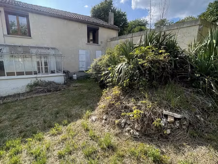 maison à paron (89100)