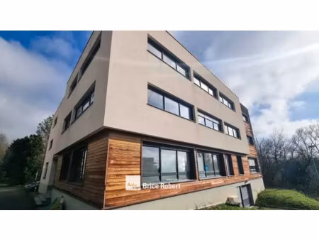 a vendre - le panalys - bureaux sur la techlid - dardilly