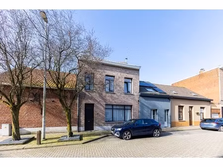 huis te koop in deurne met 2 slaapkamers
