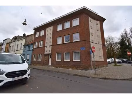 2 slaapkamer appartement te huur