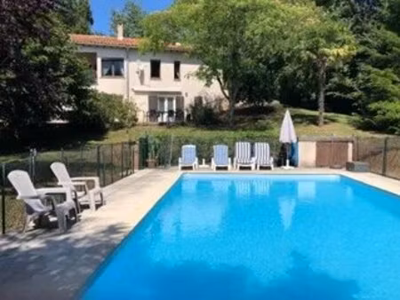 maison familiale avec espace professionnel  jardin et piscine aux portes d’eymet