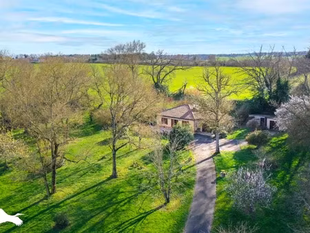 vente maison 3 pièces 100 m² à l'isle-jourdain (32600)  343 900 €