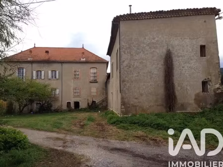 immeuble à cendras (30480)