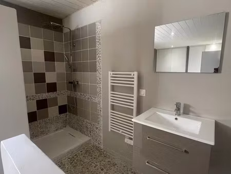 immeuble à gagnières (30160)